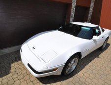 Chevrolet Corvette cu 2467 mile