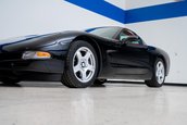 Chevrolet Corvette cu 27 de kilometri la bord