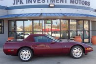 Chevrolet Corvette cu 27 de mile la bord