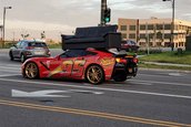 Chevrolet Corvette cu canapeaua pe plafon