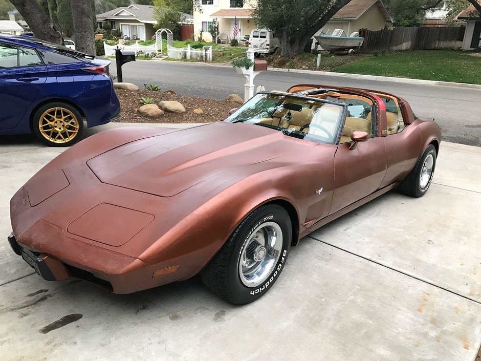 Chevrolet Corvette cu patru usi