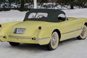 Chevrolet Corvette Roadster in Harvest Gold