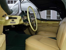 Chevrolet Corvette Roadster in Harvest Gold