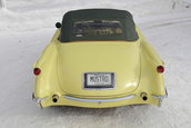 Chevrolet Corvette Roadster in Harvest Gold