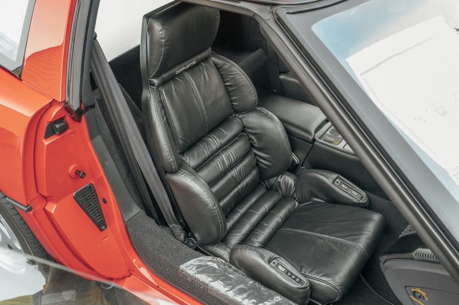 Chevrolet Corvette ZR-1 cu 53 de kilometri la bord