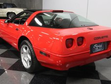 Chevrolet Corvette ZR1 cu 43 de kilometri la bord