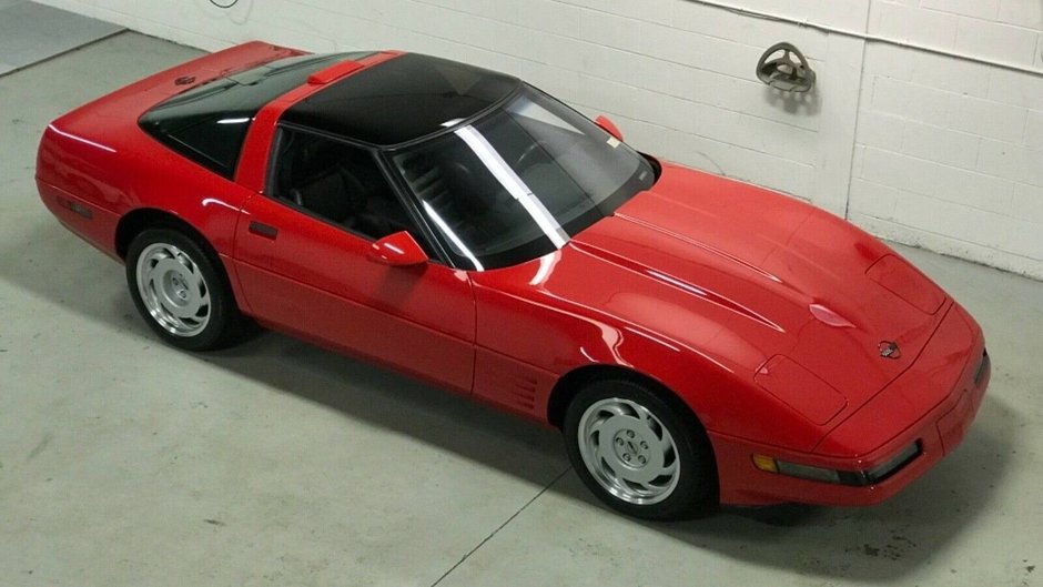 Chevrolet Corvette ZR1 din 1991