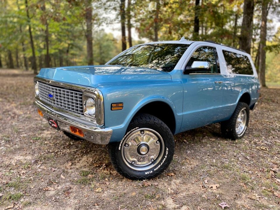 Chevrolet Tahoe by Flat Out Autos