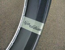 Chevy Camaro SS Tjin Edition RoadShow