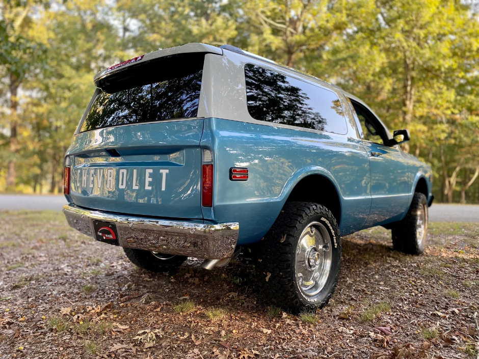 Chevy Tahoe transformat in K5 Blazer