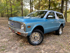 Chevy Tahoe transformat in K5 Blazer