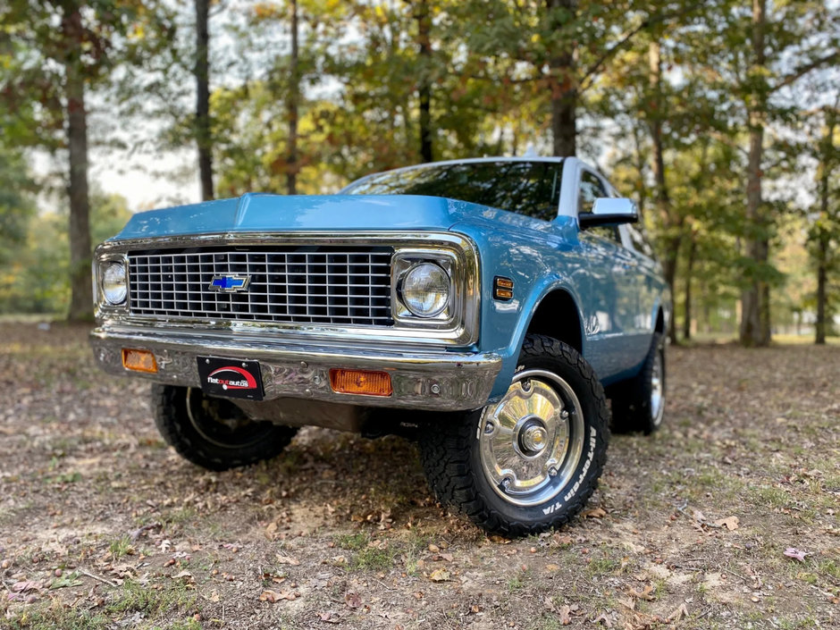 Chevy Tahoe transformat in K5 Blazer