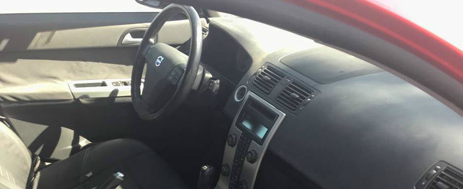 Chilipir, frate: Masina cu motor turbo in cinci pistoane se vinde la pret de Dacie Chilipir, frate: Masina cu motor turbo in cinci pistoane se vinde la pret de Dacie