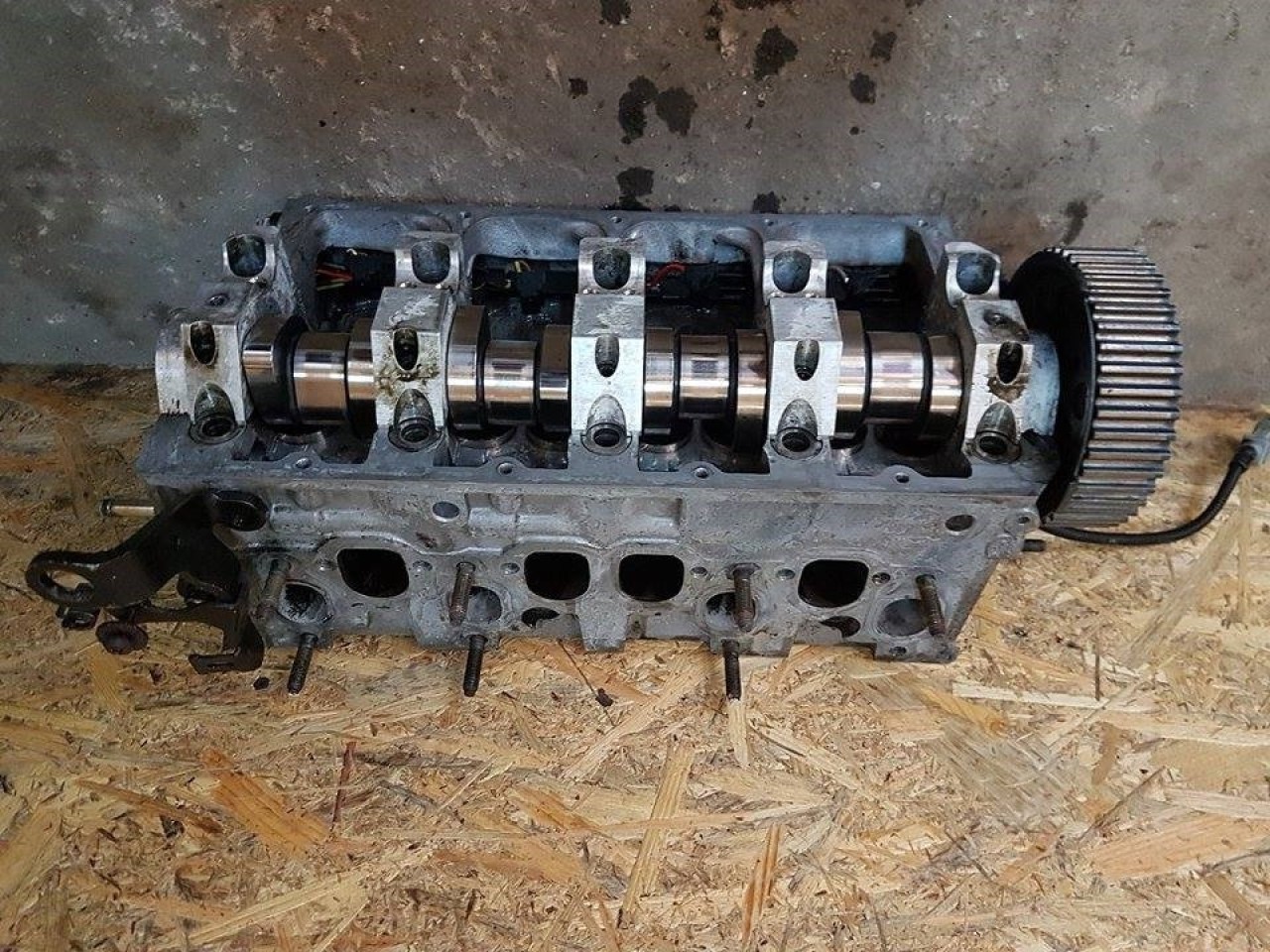 Chiulasa 038103373r seat leon 1p 2.0 tdi bmm 8v 140 cai
