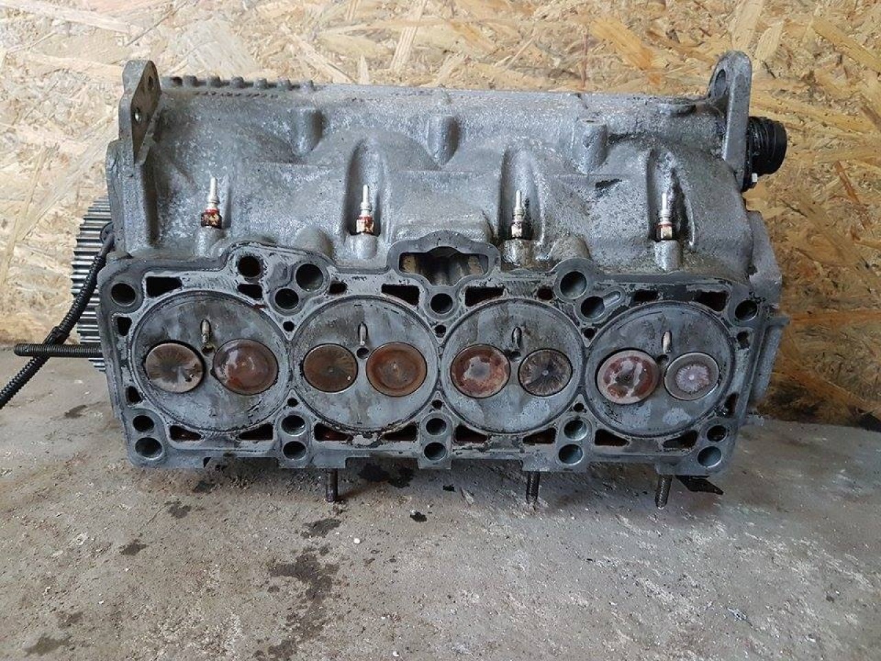 Chiulasa 038103373r vw t5 1.9 tdi brs 102 cai