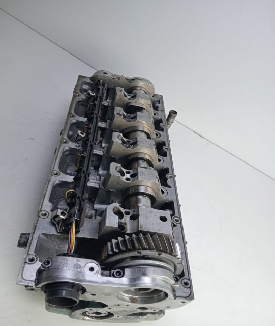Chiulasa 2.5 tdi AXD R070103373C V100 Volkswagen VW Touareg generatia 1 7L [2002 - 2007]