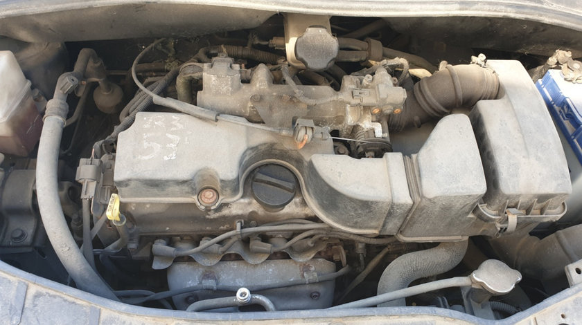 Chiulasa Chiulasa Echipata cu Ax Axa Came Supape Tacheti 1.1 G4HG Hyundai i10 2008 - 2013