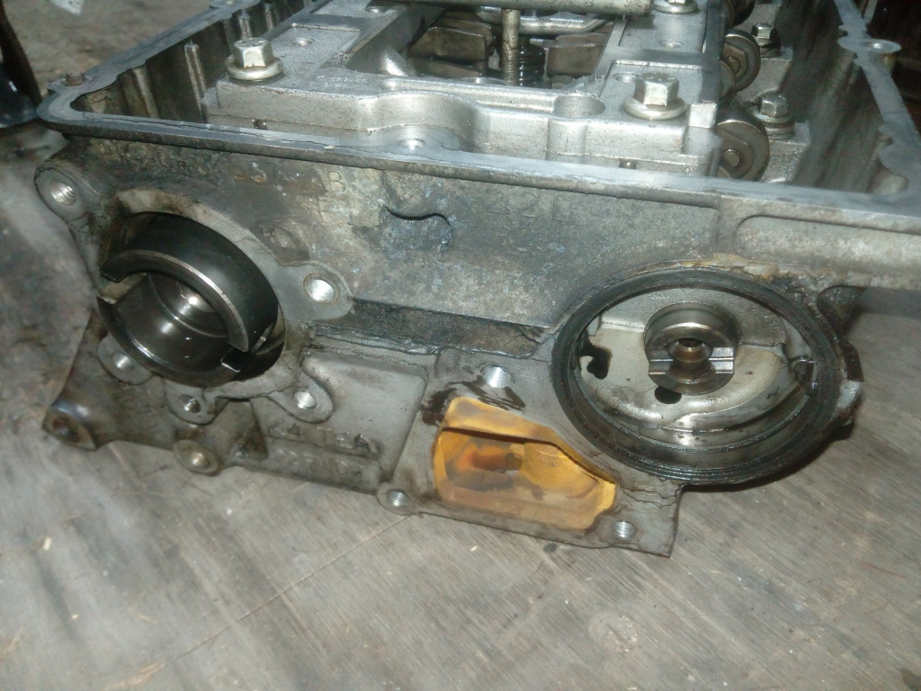 Chiulasa Citroen Jumper 3 2006 > 2.2 Hdi 130 4Hh (P22Dte) Motorina
