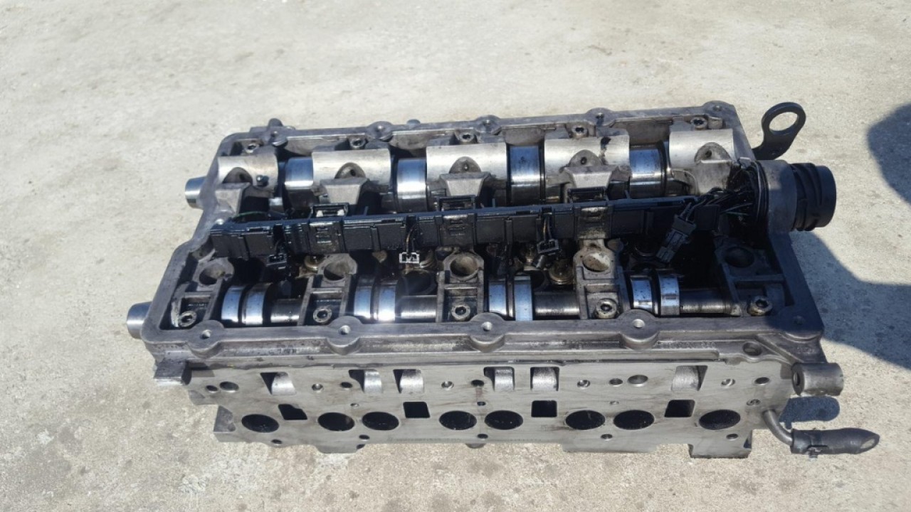 Chiulasa completa vw passat b6 2.0 tdi bma 136 cai