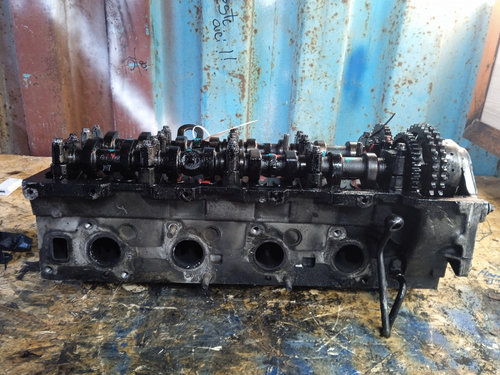 Chiulasa Mercedes-Benz C-CLASS (W203) 2000 - 2007 Motorina