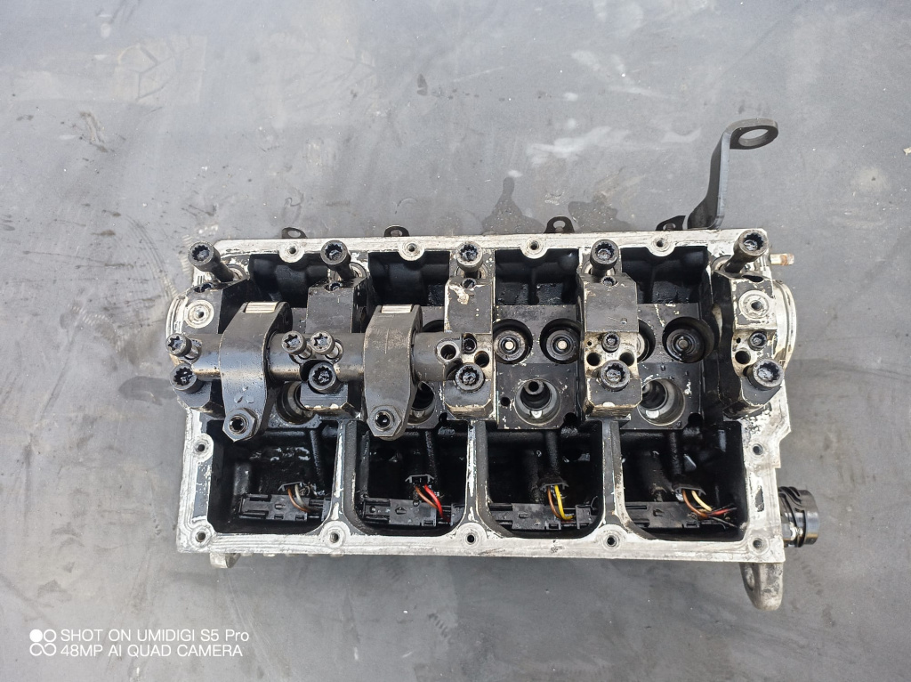 Chiulasa Volkswagen Golf 5 1.9 TDI 2003 SH - COD 038103373R