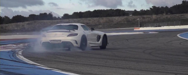 Chris Harris testeaza noul Mercedes SLS AMG Black Series. VIDEO AICI!