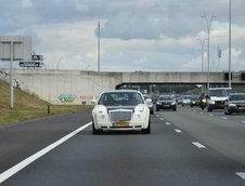 Chrysler 300 transformat in Rolls-Royce