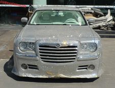 Chrysler 300C tunat in China