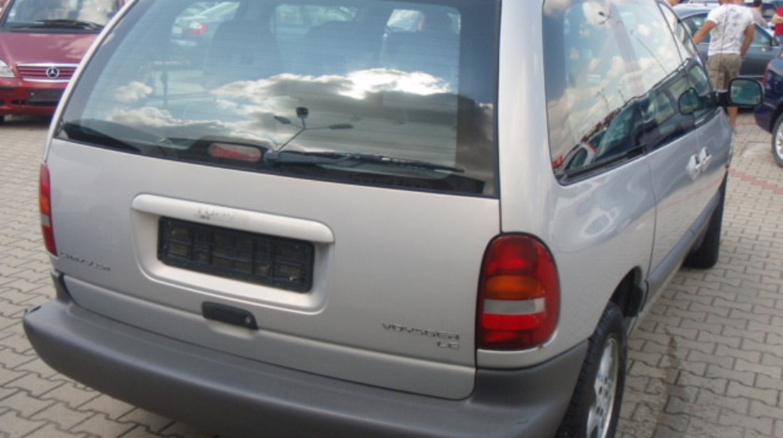 Chrysler Voyager 2.5TD Clima 7 locuri 1999