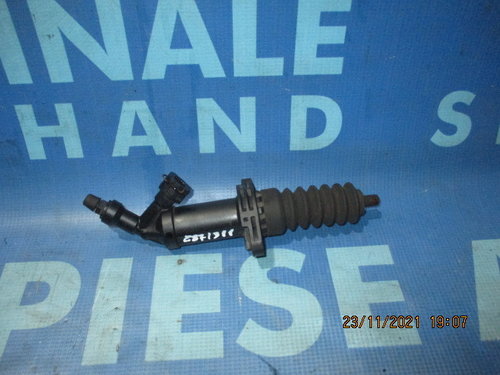 Cilindru ambreiaj BMW E87 118d; 6775872