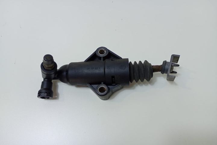 Cilindru receptor ambreiaj 1J0721261F Volkswagen VW Bora [1998 - 2005]