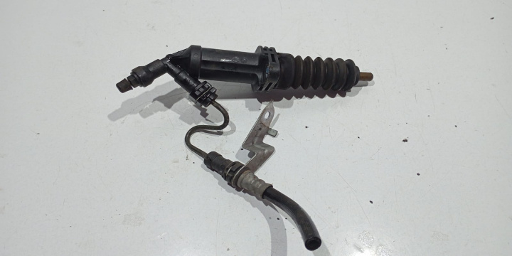 Cilindru receptor ambreiaj KN2207645 BMW Seria 4 F32/F33/F36 [2013 - 2017]