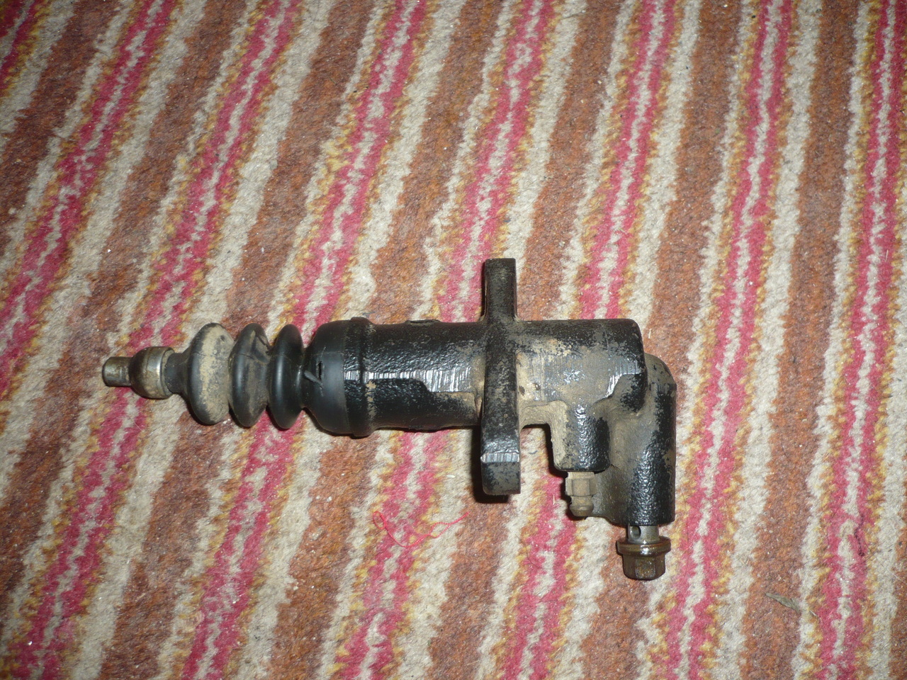 Cilindru receptor ambreiaj opel frontera A 92 98 2.5 tds 2.2
