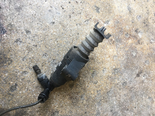 Cilindru receptor ambreiaj Volkswagen VW Golf 4 [1997 - 2006] Hatchback 5-usi 1.6 MT (105 hp) (1J1) ...