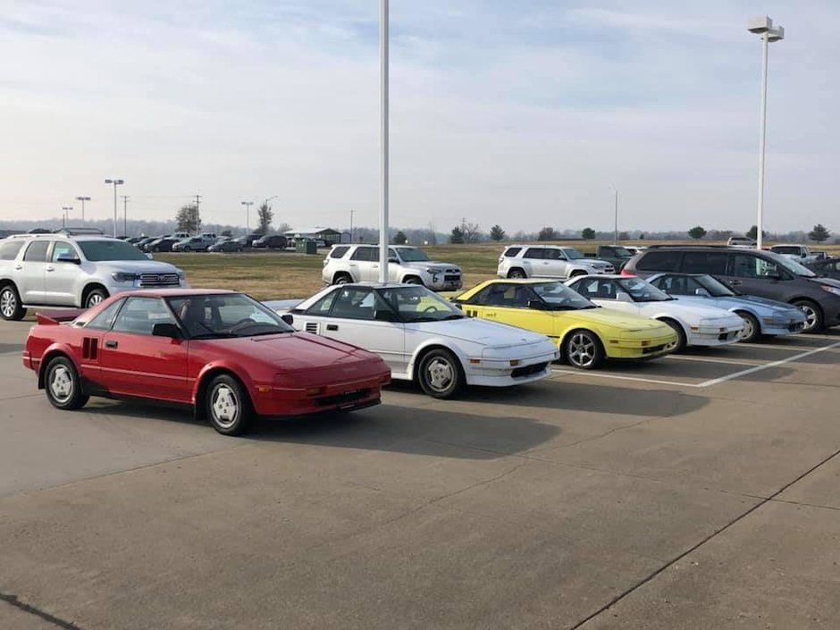 Cinci Toyota MR2 pe o Mazda MX-5