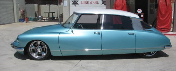 Cineva a pus un V8 american intr-un Citroen DS. Masina este acum de vanzare