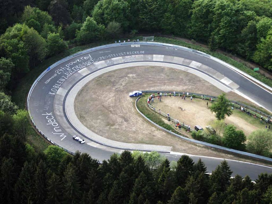 Circuitul Nurburgring a fost vandut cu numai 77 de milioane de Euro Circuitul Nurburgring a fost vandut cu numai 77 de milioane de Euro