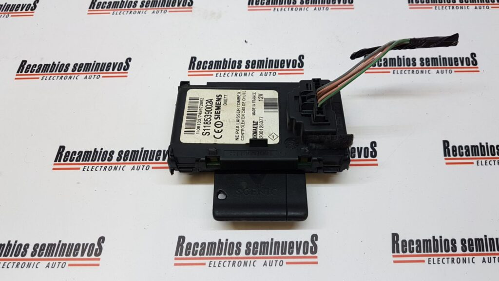 cititor card SIEMENS RENAULT MEGANE SCENIC S118539002 A / S118539002A / 8200125077S118539002 A / S118539002A / 8200125077