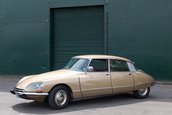 Citroen DS de la Electrogenic