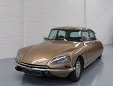 Citroen DS de la Electrogenic