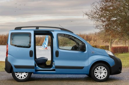 Citroen Nemo Combi, bun de mers la peste