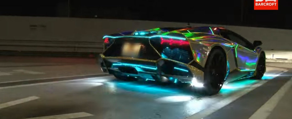 Ciuning-ul saptamanii vine din Japonia. Aventador cu folie holografica si o multime de LED-uri