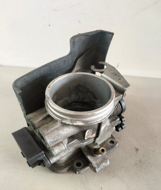 Clapeta accelerație 1432059 BMW Seria 3 E46 [1997 - 2003]