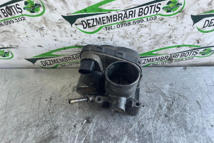 Clapeta acceleratie 036 133 062 L Volkswagen VW Golf 4 [1997 - 2006] Hatchback 5-usi 1.4 MT (75 hp)