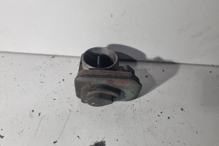 Clapeta acceleratie 038 128 063 C Volkswagen VW Golf 5 [2003 - 2009] Variant wagon 1.9 TDI DPF MT (105 hp)