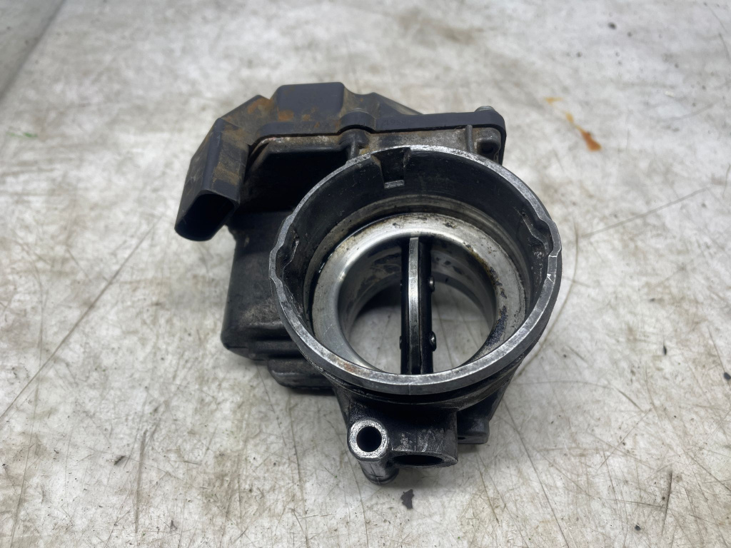 Clapeta acceleratie 03G128063A 2.0 tdi BMM Volkswagen VW Passat B6 [2005 - 2010]