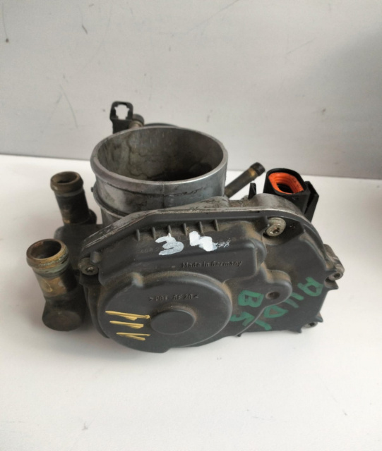 Clapeta acceleratie 058133063 Volkswagen VW Passat B5 [1996 - 2000]