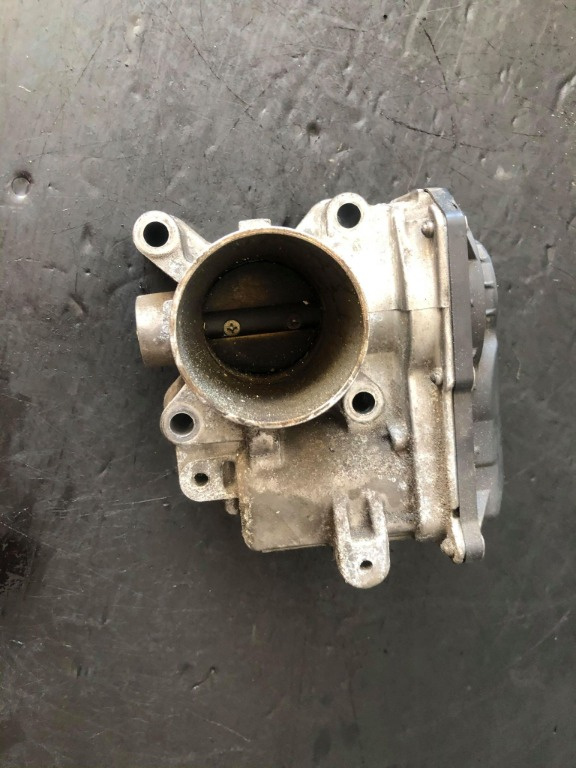 Clapeta acceleratie 1.2 b d4fd740 renault clio 3 8200568712