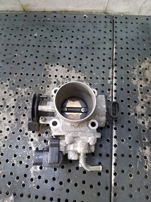 Clapeta acceleratie 1.3 b suzuki jimny 1811778f11 1368001612