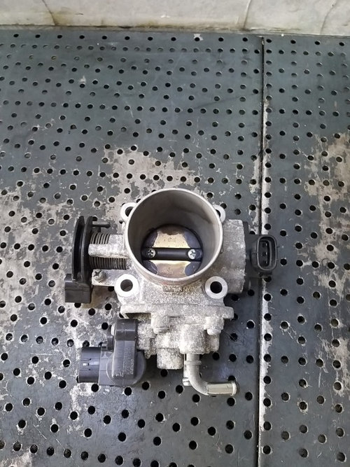 Clapeta acceleratie 1.3 b suzuki jimny 1811778f11 1368001612